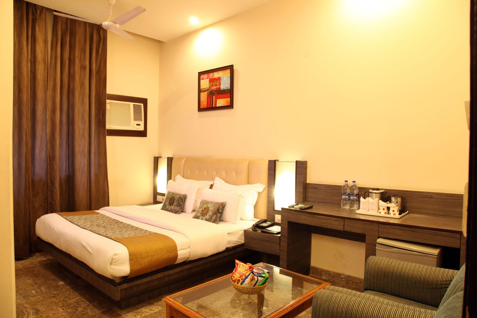 Rupam Hotel Delhi (National Capital Territory of India) Exterior foto